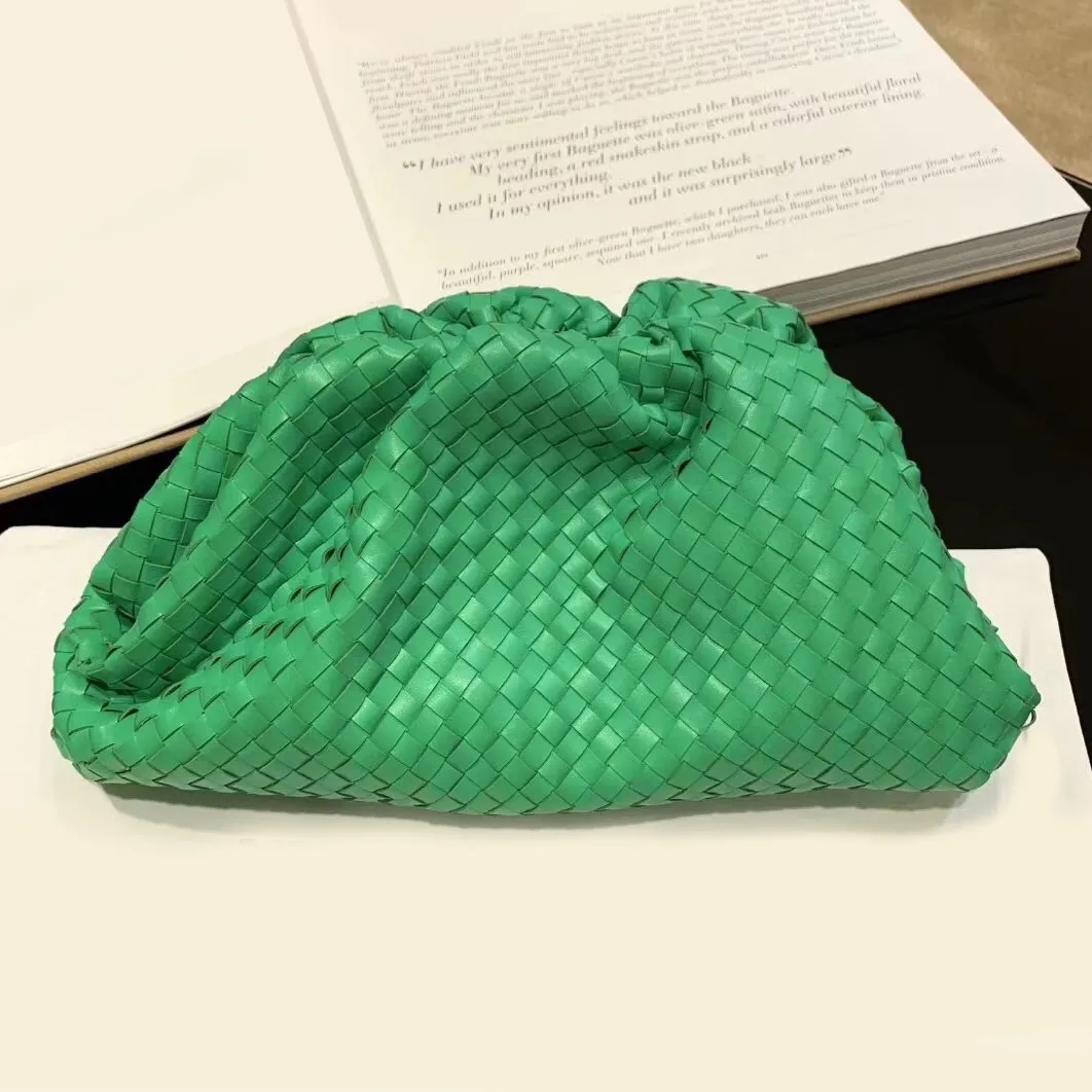 Very clutch bags online