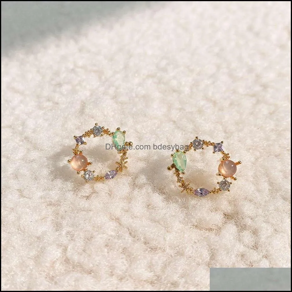 2020 New Collection Classic Round Pink Green Crystal Stud Earrings Sweet Flower Cirlce Jewels Mode Brincos Poison for Women