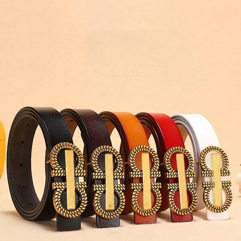 Cinturón de diseñador Cinturones de lujo Letra color sólido de moda Cinturón de hebilla de metal de negocios Alta calidad Moda de gama alta casual versátil menbelt agradable bueno 5 colores