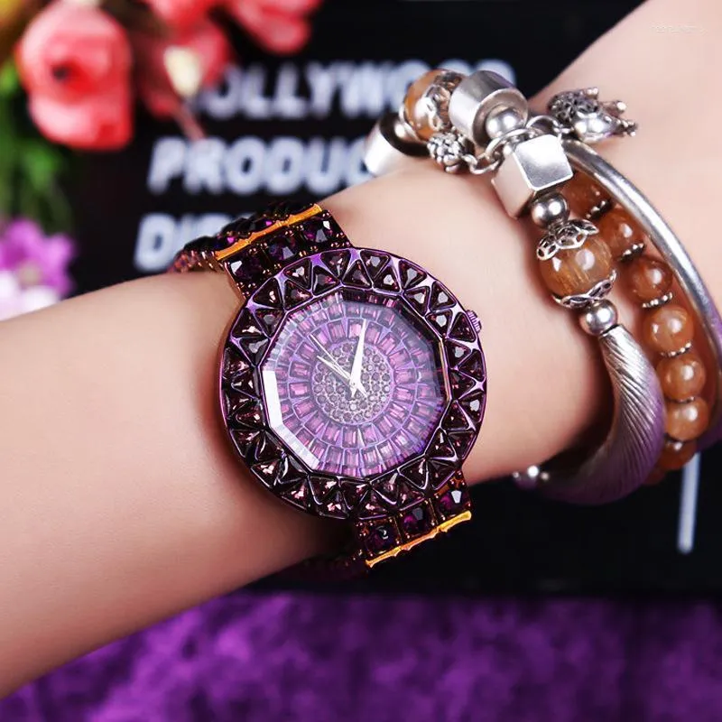 Orologi da polso Orologi da donna Orologio con quadrante grande Orologio da donna di lusso con diamanti alla moda Orologio da donna Relógios Saat