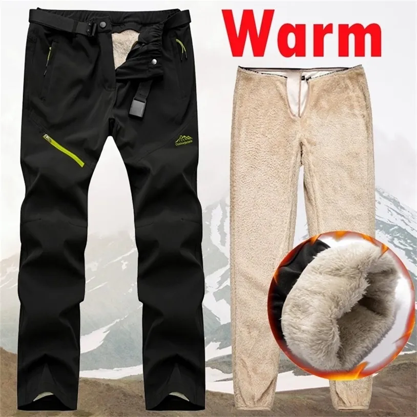 Pantalons d'extérieur pour hommes pantalons imperméables tactiques automne hiver chaud Trekking Camping fourrure doublée velours à l'intérieur 4XL 220325