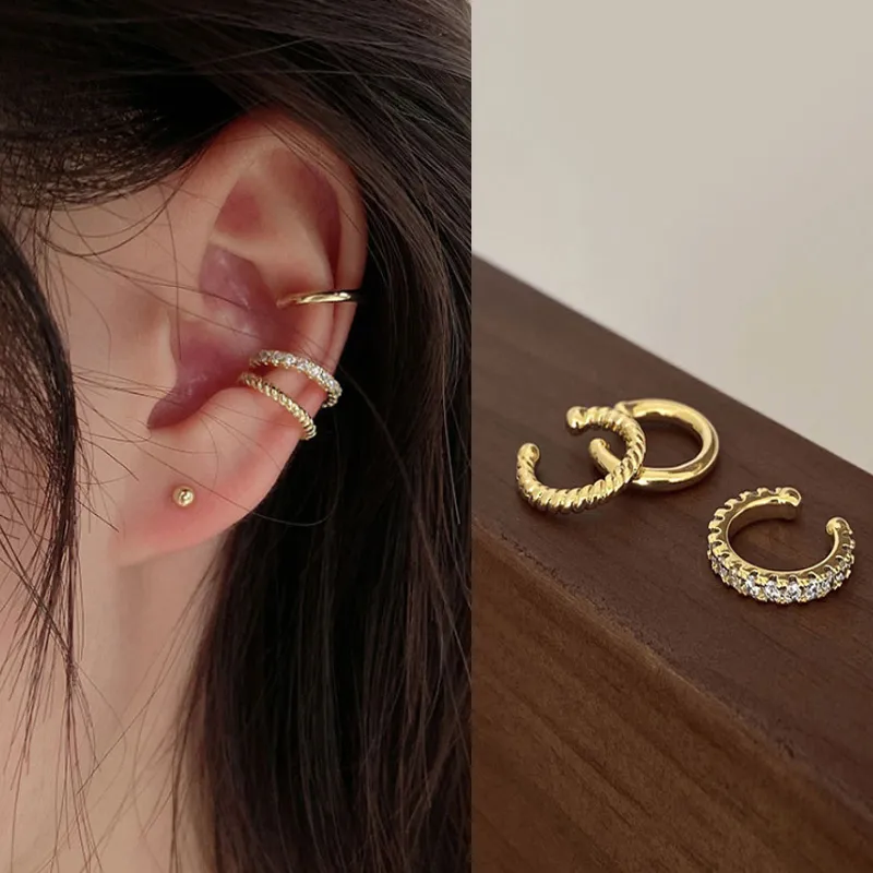 Złoty Krąg Kolczyki dla kobiet Fałszywe kolczyki do mankietu do uszu. Zestaw biżuterii
