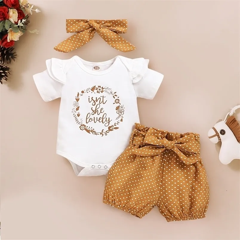 3pcs生まれ夏の女の赤ちゃんの服セット幼児ボタンロンパー生まれ幼児のかわいい衣装フリル短袖ショートパンツヘッドバンド220602