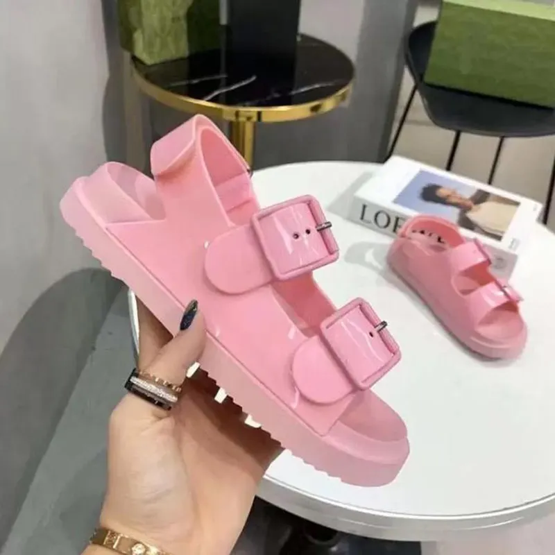 2022 damskie sandały designerskie kapcie kobiety letnie buty plażowe swobodne platformy
