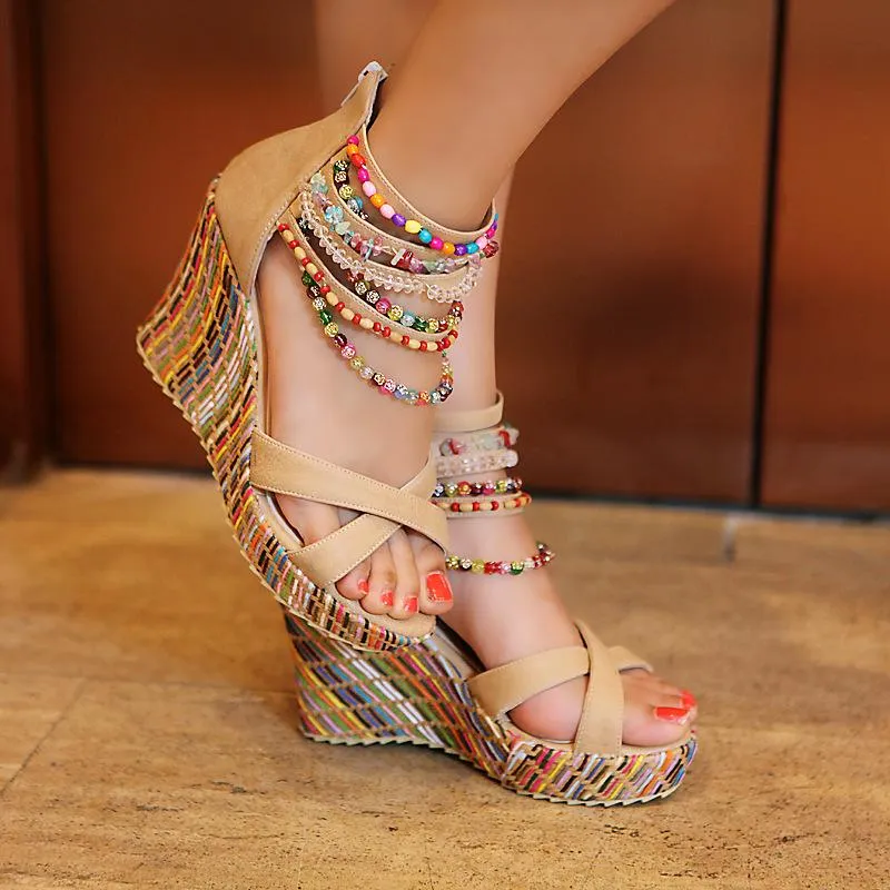 Сандалии Женщины красочные бисера на высоких каблуках платформ блин бого обувь часто солидное лето для сандалс -сандров