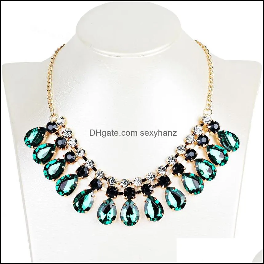 Vintage Green Crystal Statement Pendant Necklace Collar Resin Stone Antique Bib Choker Necklaces Jewelry For Women
