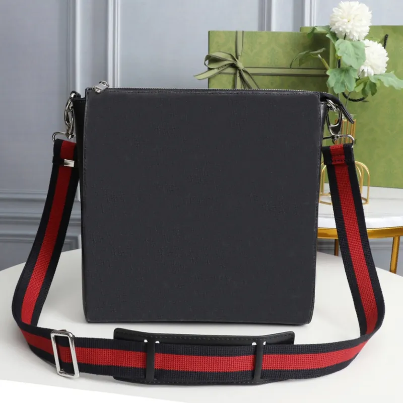 22cm* 25cm lüks tasarımcılar omuz çantaları haberci erkek çanta üç stil sırt çantası tote crossbody cüzdanlar kadın deri debriyaj