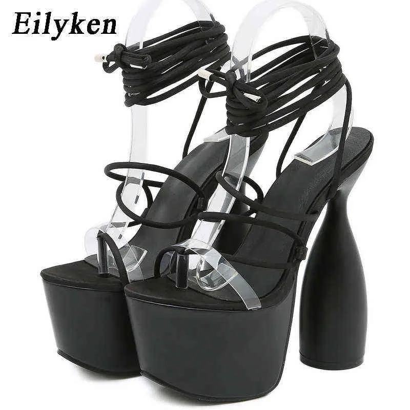 Sandaler Eilyken Sommar PVC Transparent Fashion Clip Toe Cross Bundet Sandaler Nattklubb Kvinnor Tjocka Solor Högklackat Sandaler Party Shoes 220318