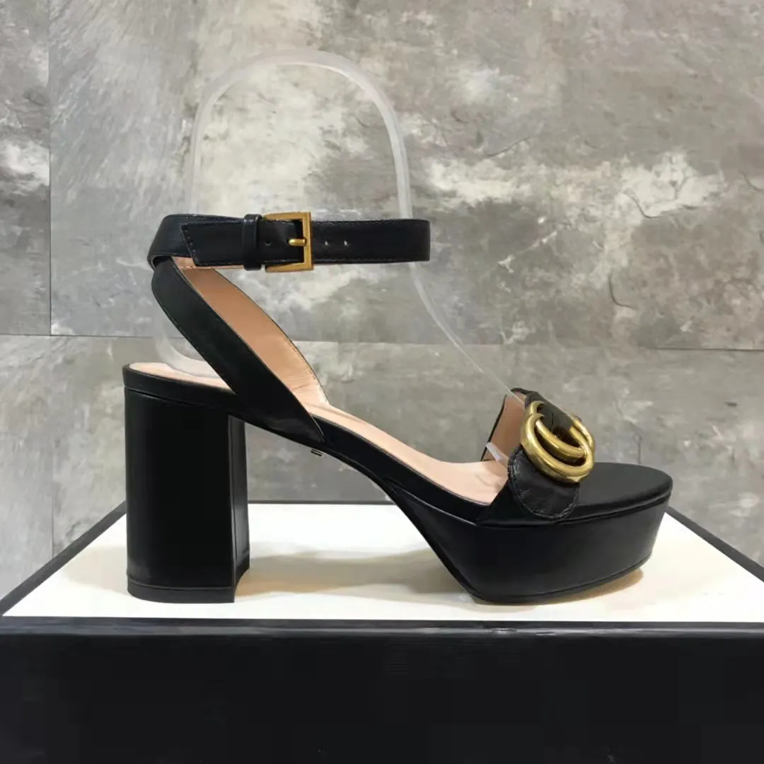 Sandals Women Slides Womens Scuffs Slipper Luxurys Designers Shoes High Heels
