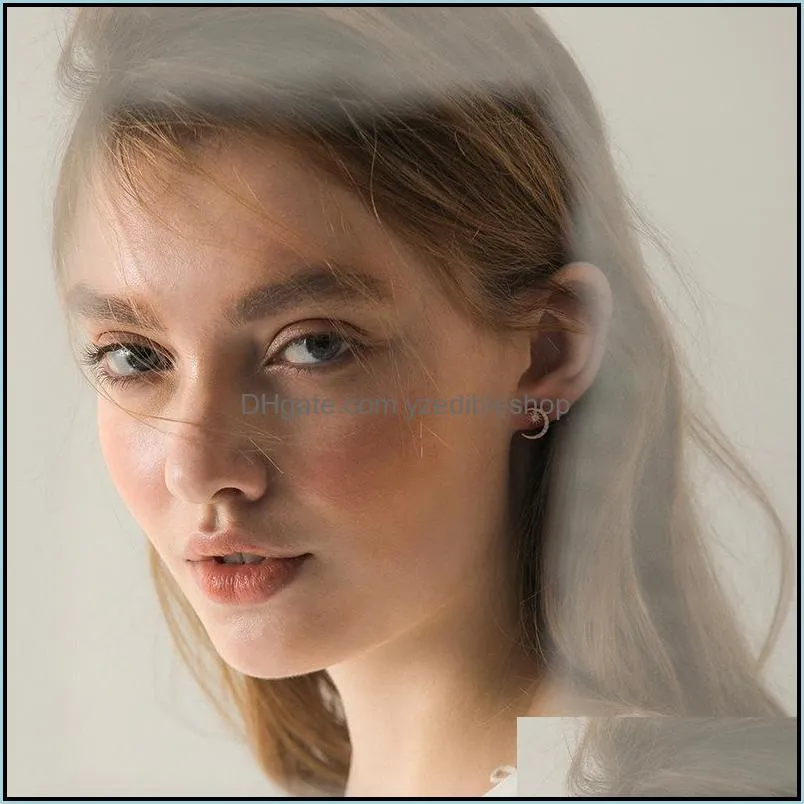 Korean Asymmetrical Star Moon Stud Earrings For Women 925 sterling silver Hypoallergenic CZ Ear Rings Fashion Jewelry Gift