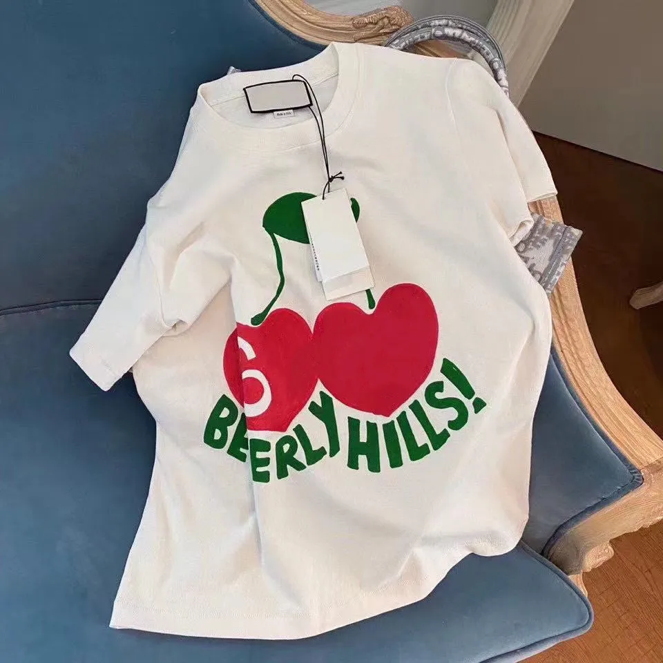 2022SS T-shirt pour enfants Boys Girls Sets Kids Kids Short Sleeve Top Child Designer Clother with Letter Strawberry Black White 90-160
