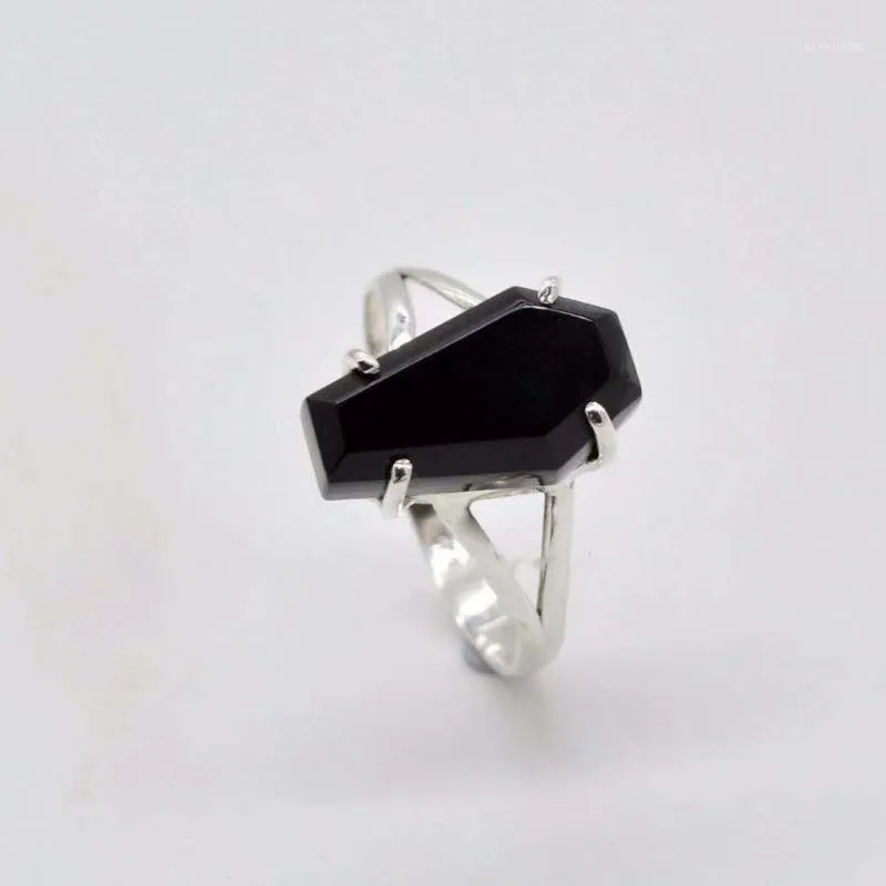 Anillos de racimo Retro negro imitación ataúd forma anillo vampiro Halloween Punk gótico hombre y mujer Hip Hop fiesta joyería regalo