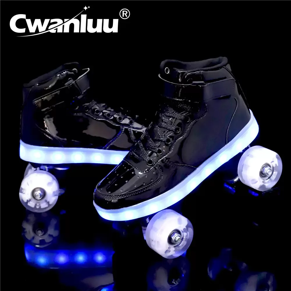 Pattini a rotelle in pelle lucida in metallo Scarpe per bambini per adulti con ruote USB ricaricabile Led Flash 7 colori Scarpe firmate Europa Real Leathe Decorat