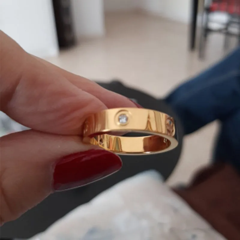 LIEFDE Schroef Ring Vrouwen Roestvrij Staal Gepolijst Rose Goud Zirkoon Mode-sieraden Valentijnsdag Paar Cadeau voor Vriendin Accessoires