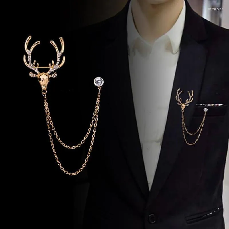 Pins Broches Tassel Pequeño ciervo con joyas de cadena Lapa de lujo Trajes para mujeres Camiseta Botón Broche Accesorios de alfiler Marc22