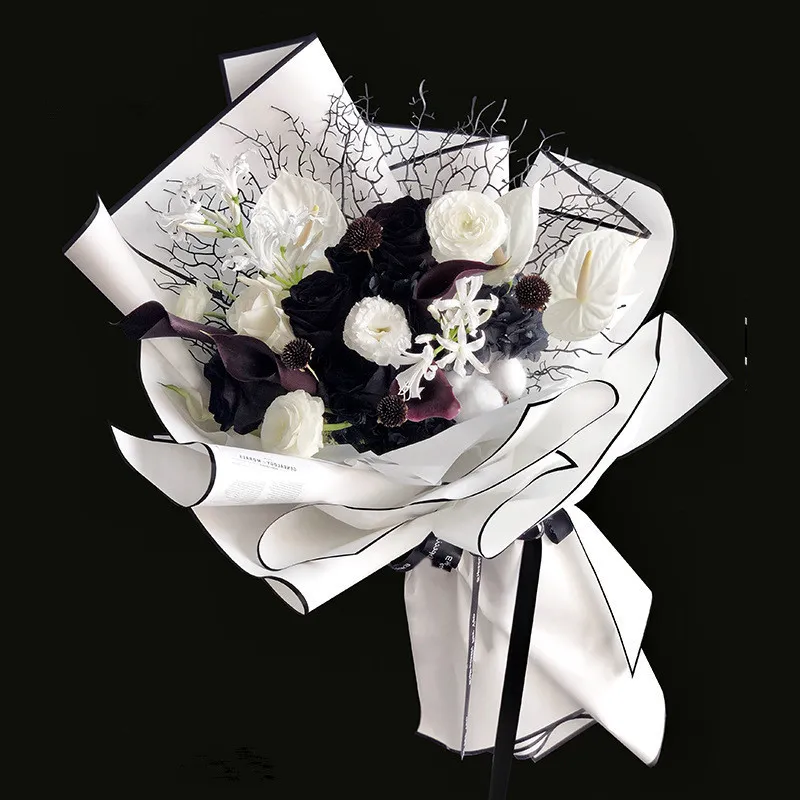 20pcs nero bianco colore carta da regalo fiore impermeabile 60 cm bouquet carta da regalo fiorista materiale confezione regalo carta artigianale 220328