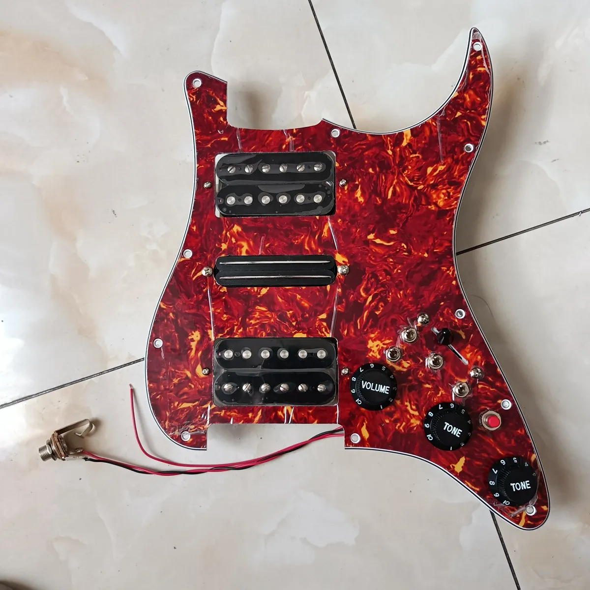 ترقية HSH PickGuard Set MultiFunction Switch Black Humbucker Alnico Pickups 4 Single Cut Switch 20 Tones More for FD Guitar