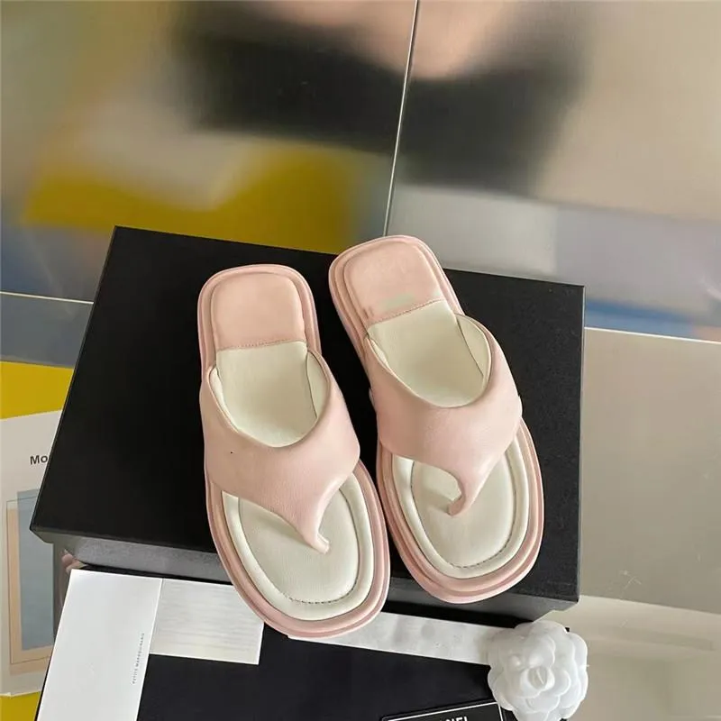 Сандалии Flipflops Summer Platform Slippers Женщины дизайнерские пляжные пляжные туфли для Rome Sandalssandals