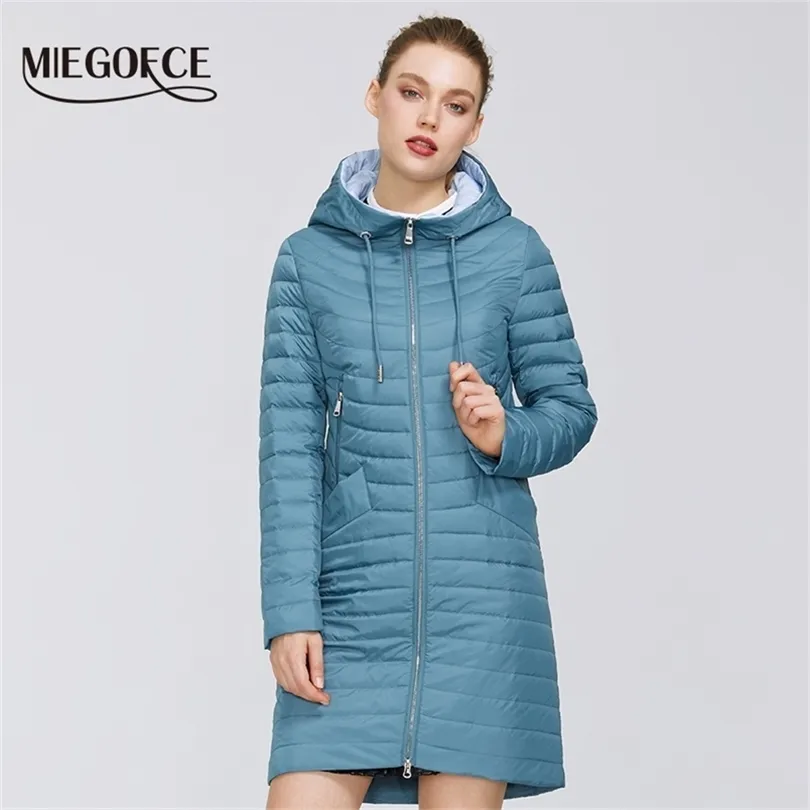 Miegofce Kolekcja designerskich kobiet Parka Płaszcz Kobiet Windproof Thin Cotton Kurtka ciepła kurtka z kapturem 211120