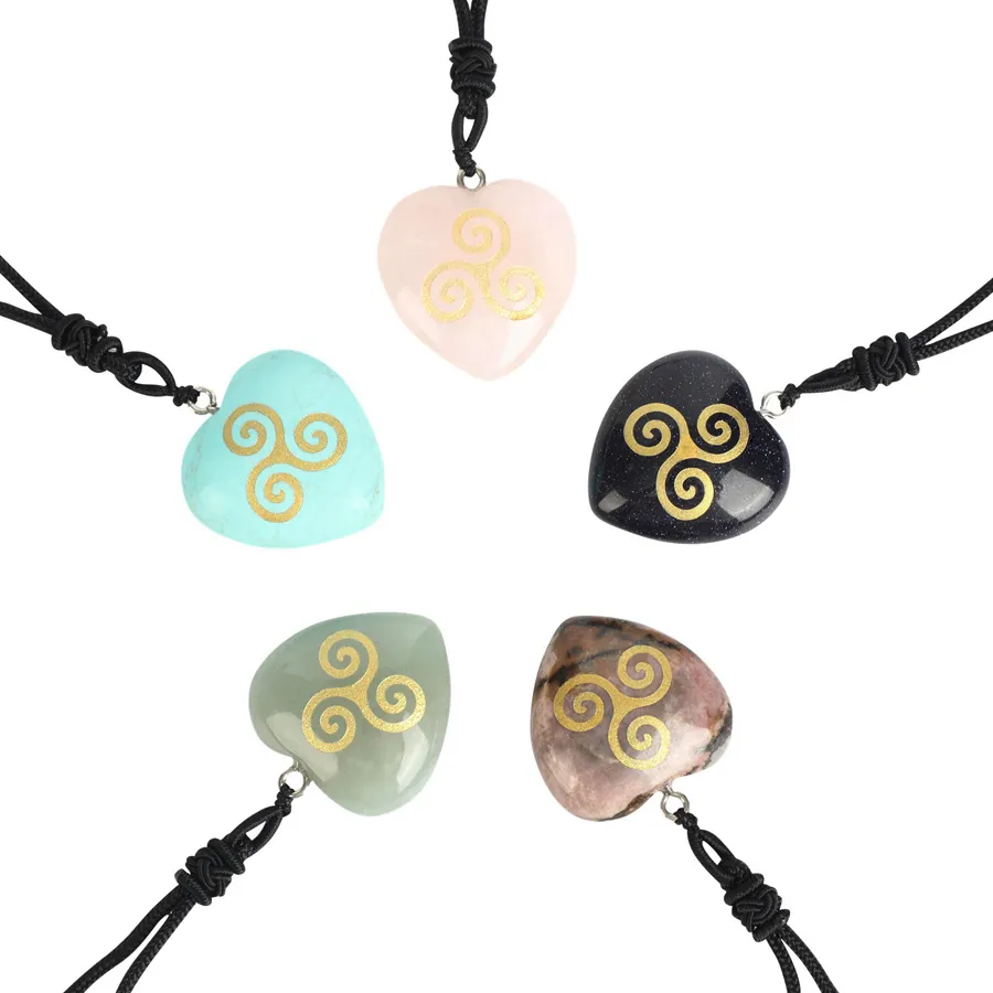 Doğal taş oyma üçlü spiral reiki sembolü kolye kolye kadınlar kalp cazibesi kolye iyileştirici kristal ametist gül kuvars obsidiyen mücevher hediyesi