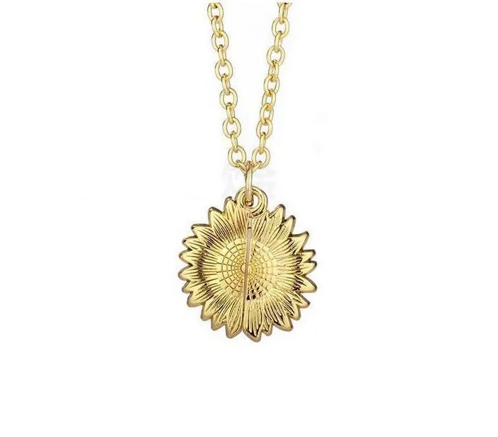 Sublimation Blank Sunflower Pendant Necklace Heat Transfer Round Party Decoration Necklaces DIY Valentine`s Day Gift Fast ship