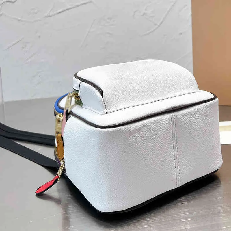 Axelväskor mode ryggsäckväska shoppare tygväskor totes kvinnor designer handväskor klassisk hårdvara logo crossbody väska pures 220628