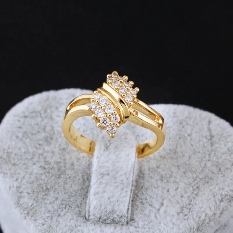 Solitaire Ring 100% 14k Gold Diamond Charm de dame pour femmes Bohemia Engagememememe
