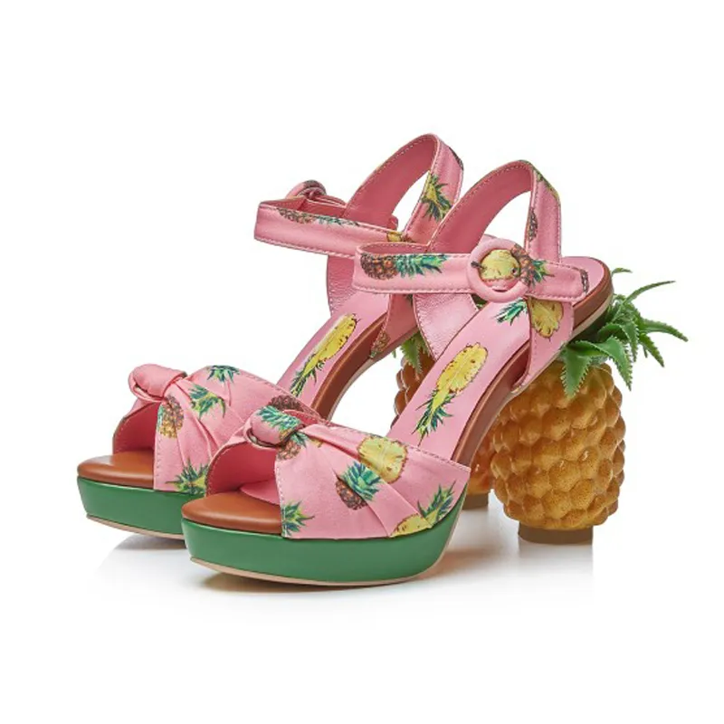 2022 Dam Läder Chunky Ananas 11cm Högklackande Sandaler 3,5cm Plattform Öppna Peep-Toes European American Palace Spänne Print Fruktskuren Skor Storlek 34-43