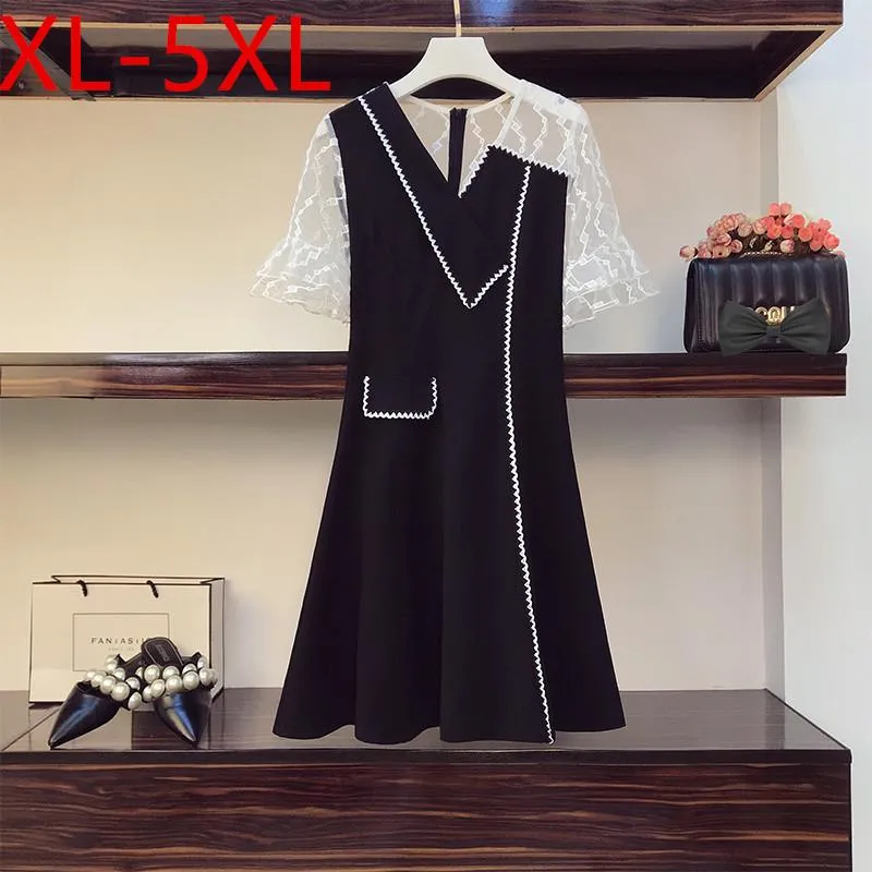 Vestidos de talla grande 2022 XL-5XL Cordillo de verano Patchwork Vestido negro para las mujeres estilo coreano Flote Mangos de gancho Flor hueco elegante