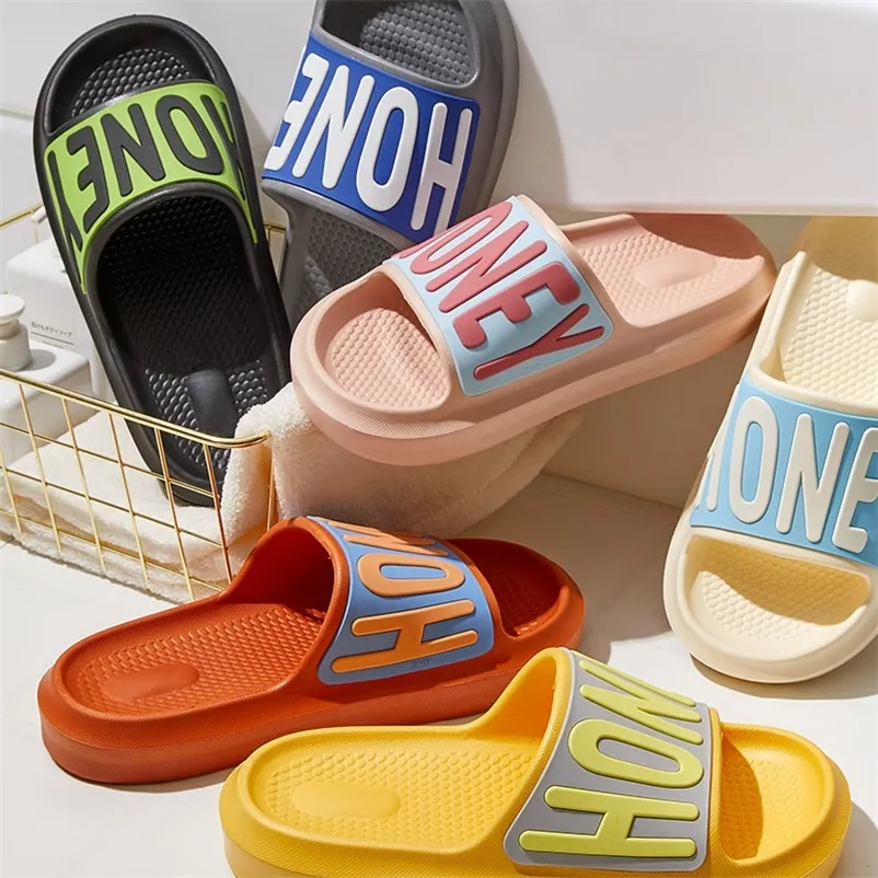 Été femmes pantoufles pour hommes bain intérieur plate-forme épaisse antidérapante maison miel lettre dessin animé tongs plage sandales dames chaussures 220622