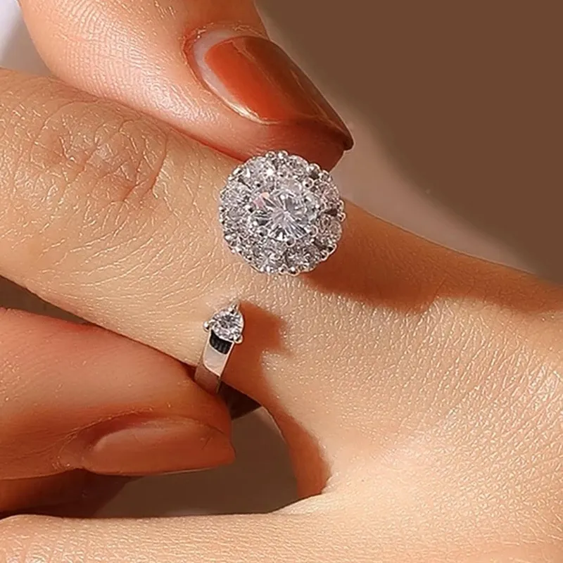 Роскошное хрустальное камень обручальное кольцо для женщин привлекательное вращение серебристого цвета сплав сплав металл Открытие ювелирных украшений