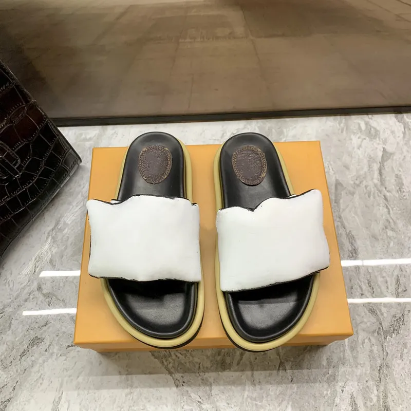 2022 Womens VSandals Slides Platform Leather Flat Slippers Flip Flops Designer Heels Dress Shoes Bread 35-41220O