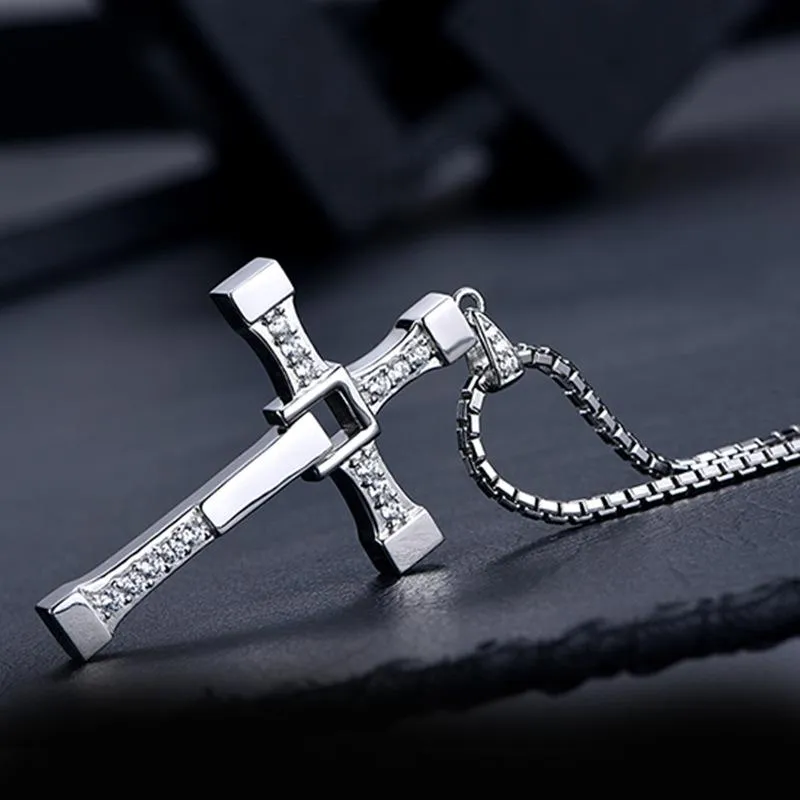 Chains Fast And Furious Hard Gas Actor Hip Hop Dominic Toretto Cross Necklace Pendant For Men Friend Gift Fashion JewelryChains