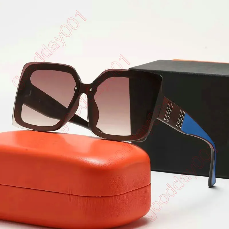 Rua Mini Link de óculos de sol quadrados Designer de marca de marca feminina Óculos de sol Black Trendência adulta verão 2022 Novos óculos de sol da moda Mulheres UV400 Luxuja dos óculos 115