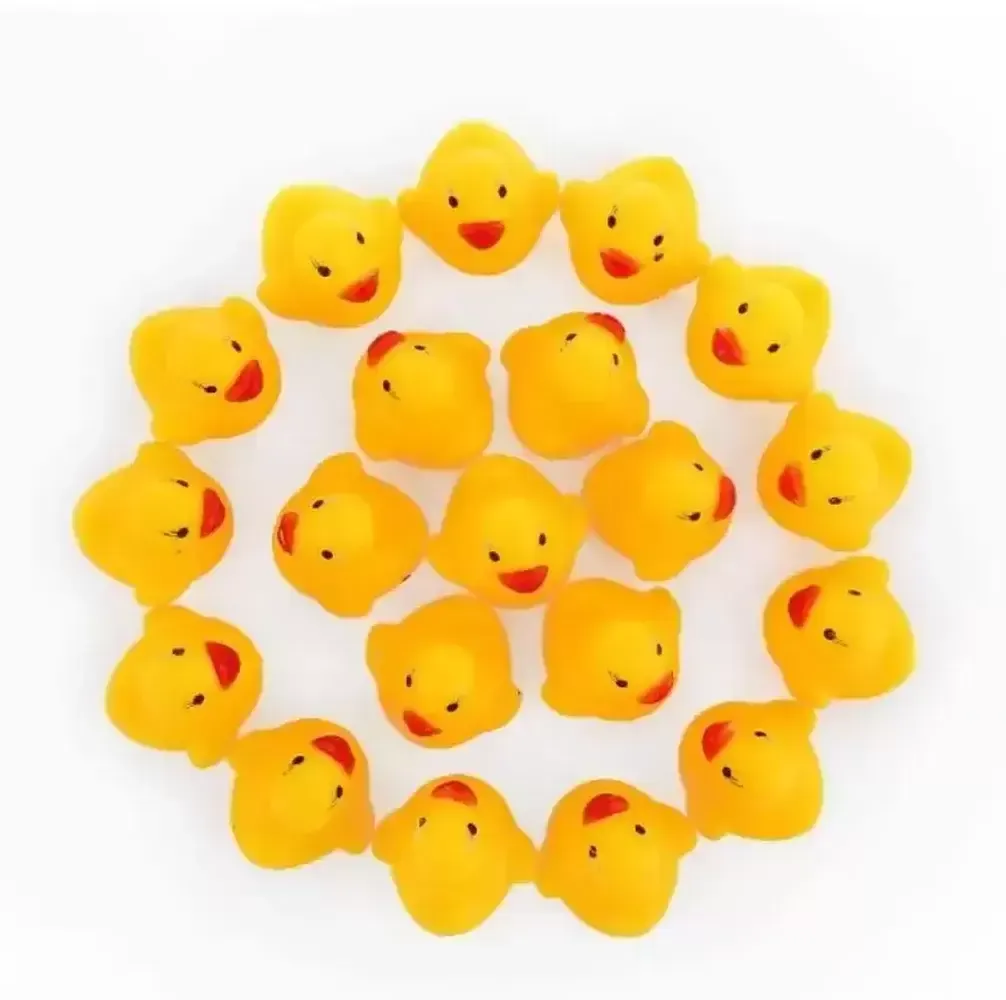 Großhandel Mini-Badeenten aus Gummi, Geräuschmacher, PVC-Ente mit Geräusch, schwimmend, schnelle Lieferung, Schwimmen am Strand, schnelle Lieferung