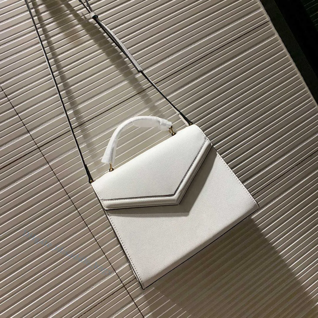 Högkvalitativ kors kroppskvinnor brev messenger handväska axel berömda designer väskor lady plånböcker kaviar läder interiörfack