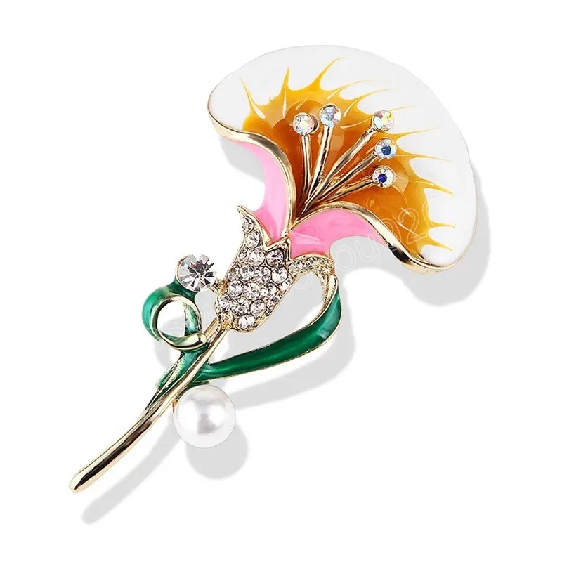 Plant Flower Brooches for Women Crystal Rhinestone Pearl Corsage Enamel Pins Scarf Buckle Badge Fashion Jewelry Accessories