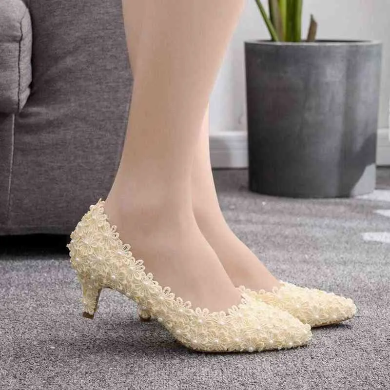 فستان أحذية Vrouwen وضع Witte Parel Hoge Hakken Kant Bruid Schoenen Bruiloft Dames 5 cm Zoete Bruids Kralen Wiggen 220425