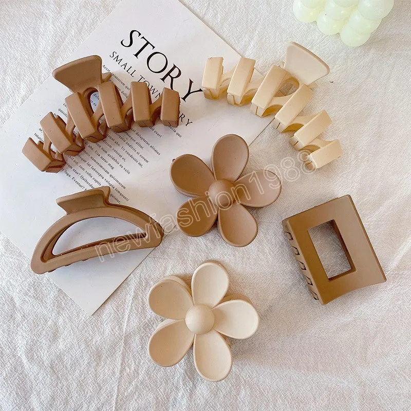 Coreano geometrico scava fuori artiglio per capelli fiore semplice alla moda fermaglio per capelli barrette granchio copricapo per accessori per capelli da donna Hairgrip