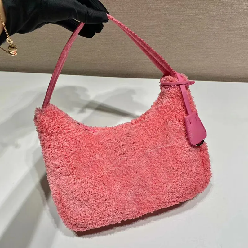 Mini torebka projektant Plush Fur Fur na ramię torby krzyżowe miękka torebka torba na zakupy dla kobiet luksusowa torba posłańca torebki zwykłe sznur