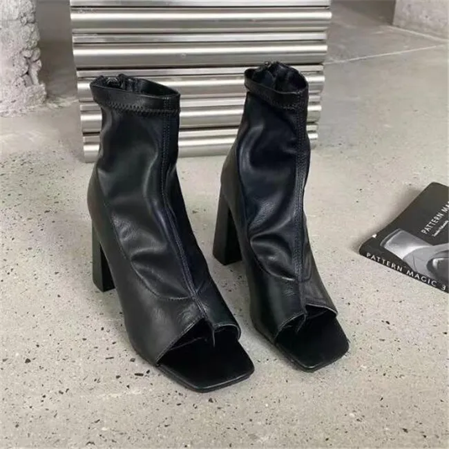 Nouvelle mode Peep Toe dames sandales printemps été femmes bottes casual semelle souple femmes talons hauts chaussons femme chaussures