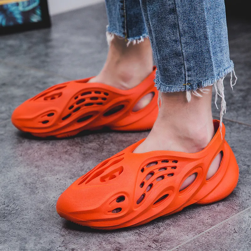 Croc style best sale shoes womens