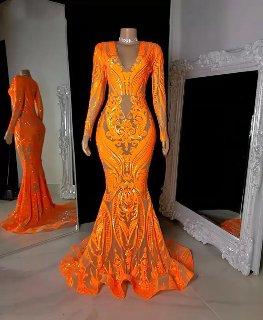 Sparkly Lace Prom Dresses V-hals Lange Mouw Oranje Applique Lovertjes Afrikaanse Black Girls Mermaid Avondjurk