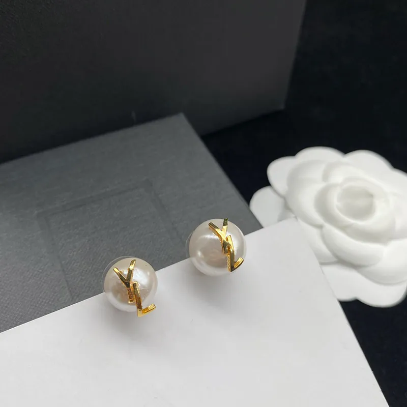 Pearl Earing Designer Jóias Luxurys Brincos Para Mulheres 925 Prata Boucle Studs Letras Hoops Amor Brincos Caixa de Presentes de Casamento 2024 Nice