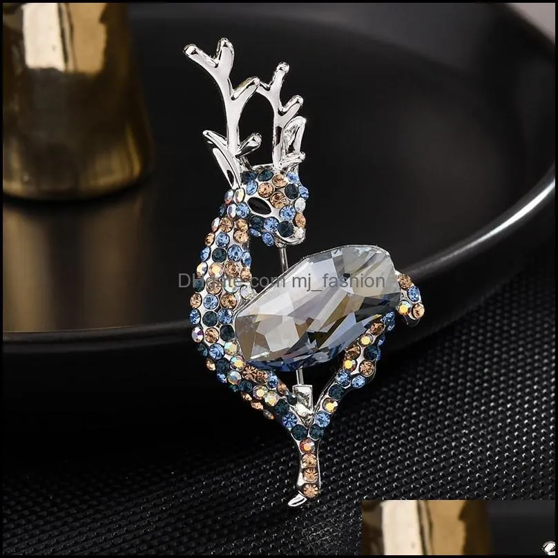 Women Fashion Silver Shiny Crystal Cute Deer Reindeer Brooch For Lady Party Brooches Pins Gift Jewelry