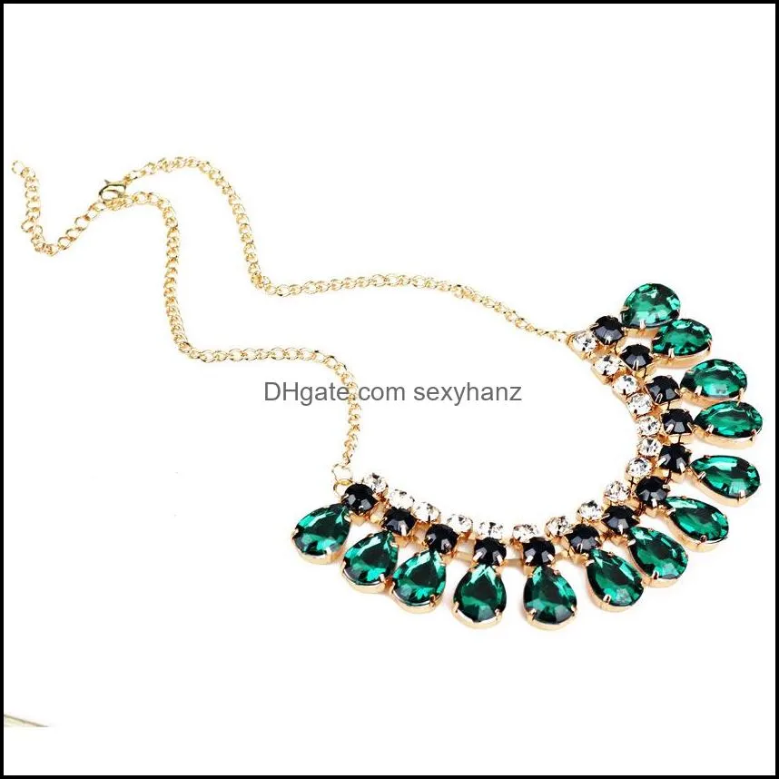 Vintage Green Crystal Statement Pendant Necklace Collar Resin Stone Antique Bib Choker Necklaces Jewelry For Women