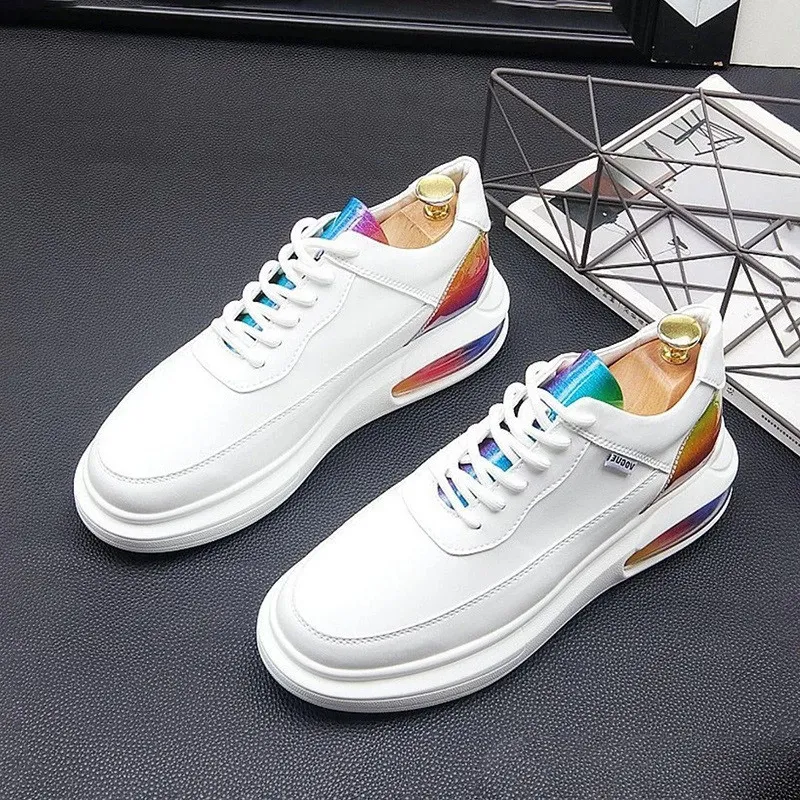 Designer Uomo Bianco Dazzle Color Cuscino d'aria Appartamenti casual Piattaforma Punk Rock Scarpe Zapatos Hombre Sport Walking Office Sneakers