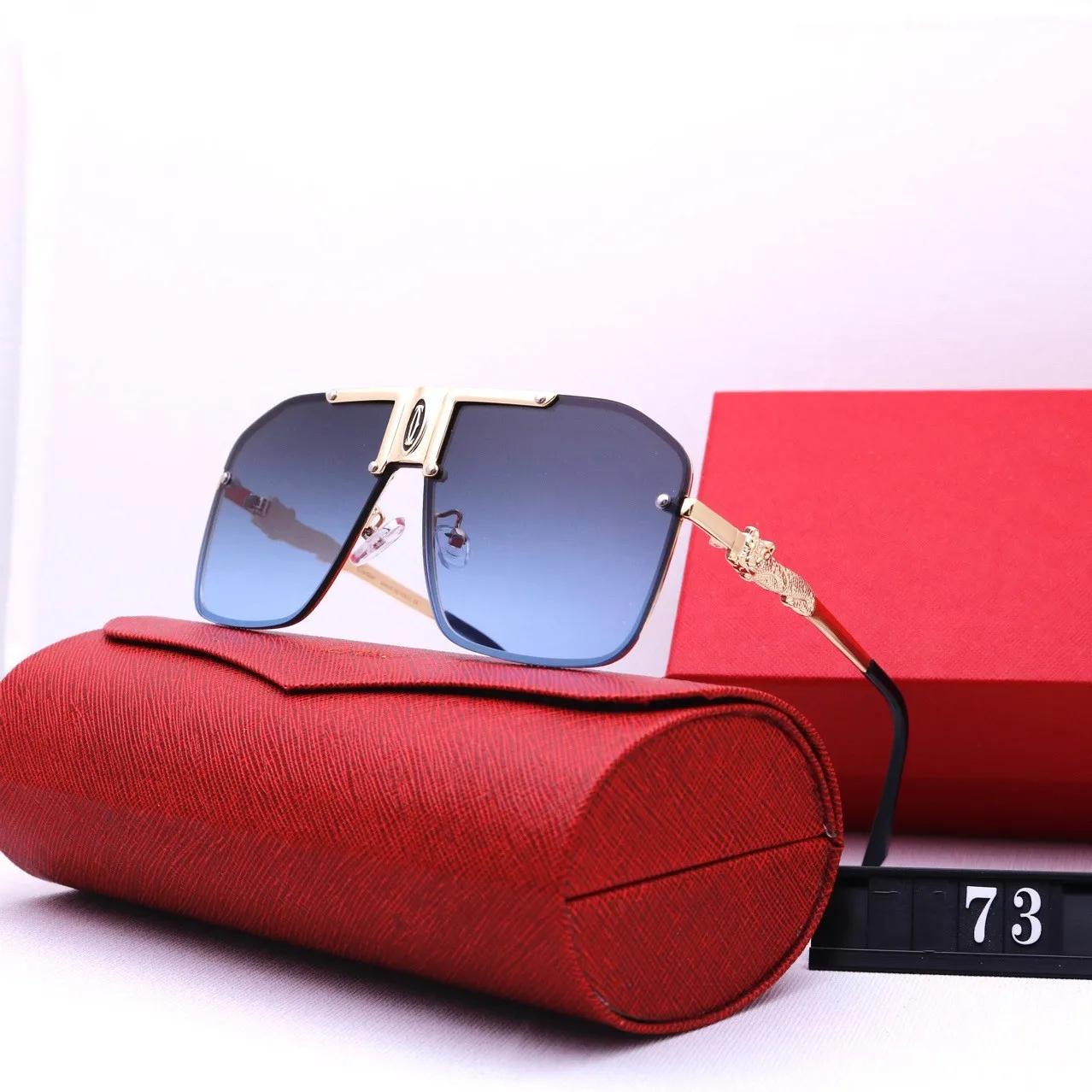 Fashion Sunglasses Frames Designer Eyeglasses Transparent Square Buffalo Horn Glasses Frame Men Women Retro Sports Wooded Legs Case Sunglass Eyeglass Eyewear 31