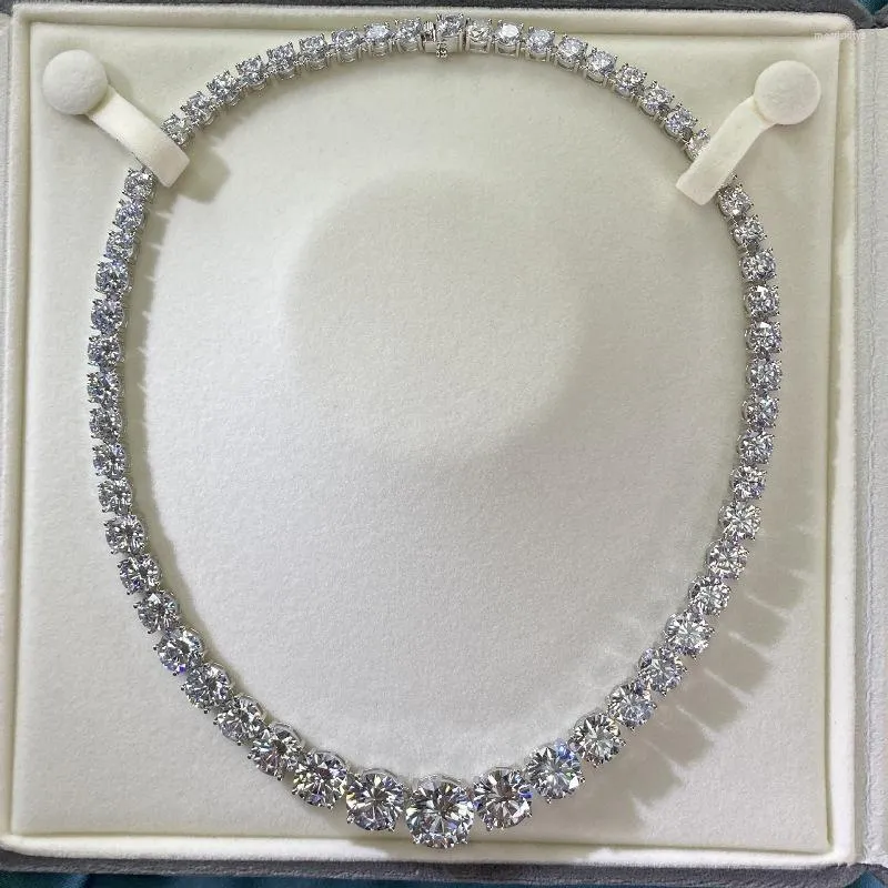 Luxury 100% 925 Sterling Silver Halsband för kvinnor Full Högkol diamanthalsband Brudtemble Temperament Smycken kedjor MORR22