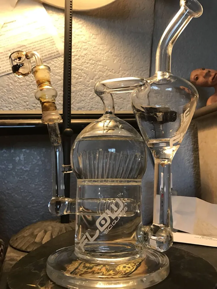 Dropshipping Thick Glass Oil Rigs Percolator Bongs With Tornado ...